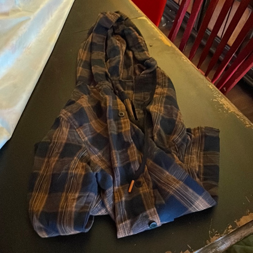 Long sleeve shirt